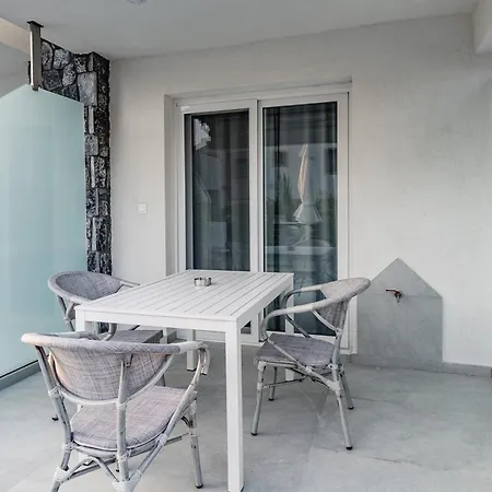 Interni Luxury Living B Apartment Nikiti (Sithonia)
