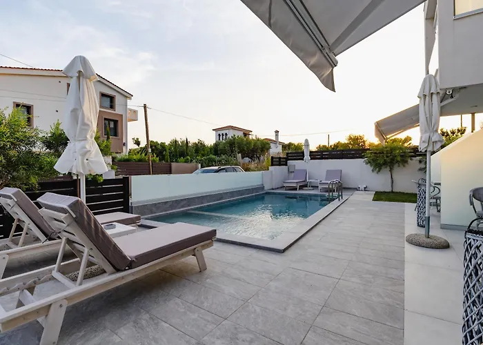 Interni Luxury Living B דירה ניקיטי